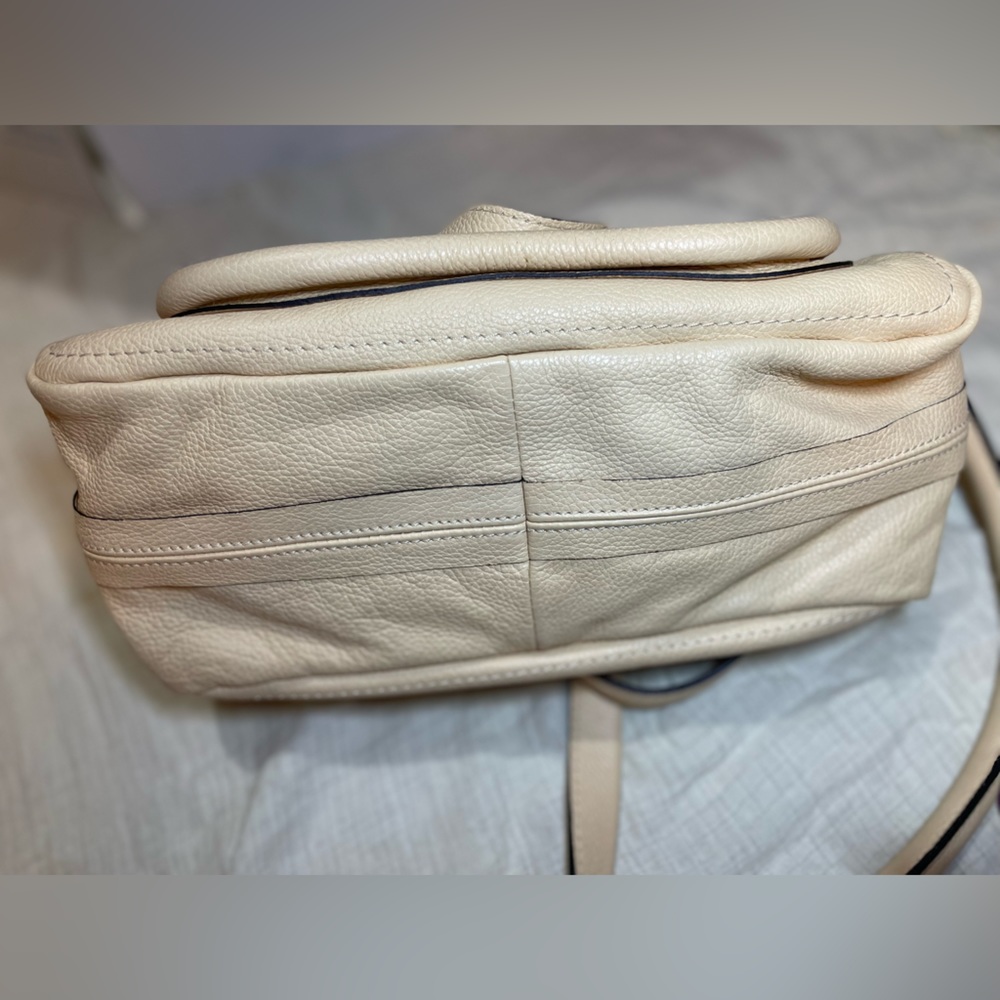 Chloe cream Paraty small 🤍 - Picture 8 of 16